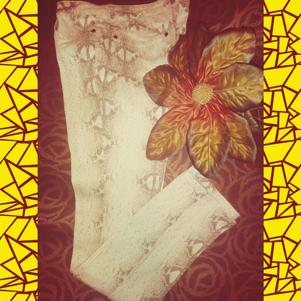 New Snakeskin Print Skinny Jeans